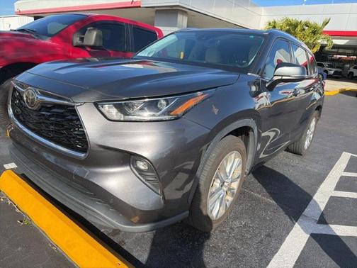 2020 Toyota Highlander Limited
