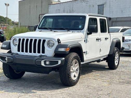2023 Jeep Gladiator Sport