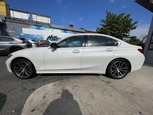 2021 BMW 330 i xDrive