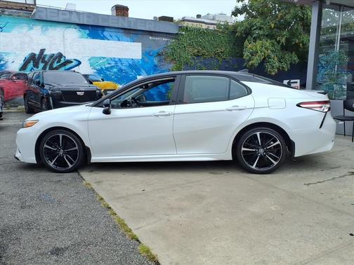 2020 Toyota Camry XSE