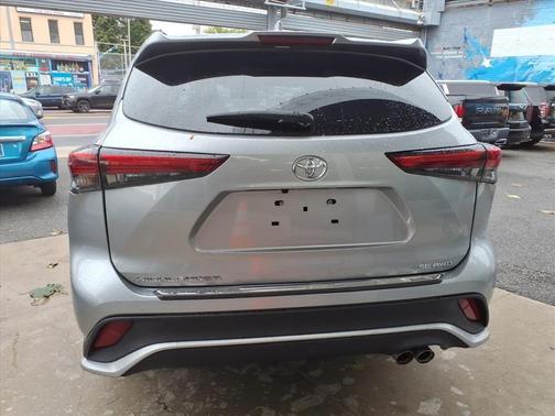 2023 Toyota Highlander XSE
