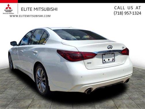 2022 INFINITI Q50 LUXE