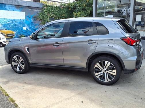 2023 Mitsubishi Outlander Sport 2.0 ES
