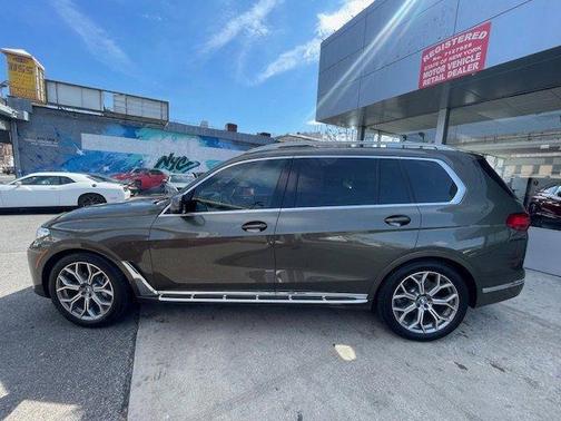2020 BMW X7 xDrive40i