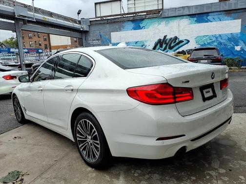 2019 BMW 530 i xDrive