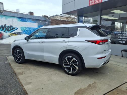 2022 Mitsubishi Outlander SEL