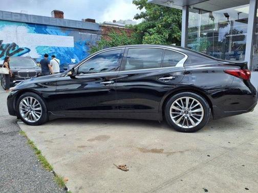 2023 INFINITI Q50 LUXE