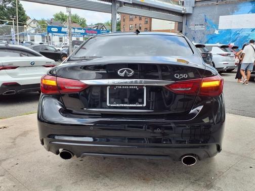2023 INFINITI Q50 LUXE