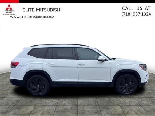 2022 Volkswagen Atlas 2.0T SE w/Technology