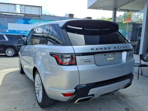 Indus Silver 2018 Land Rover Range Rover Sport 5.0L Supercharged Dynamic