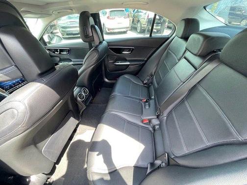 2022 Mercedes-Benz C-Class C 300