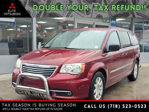 2015 Chrysler Town & Country Touring