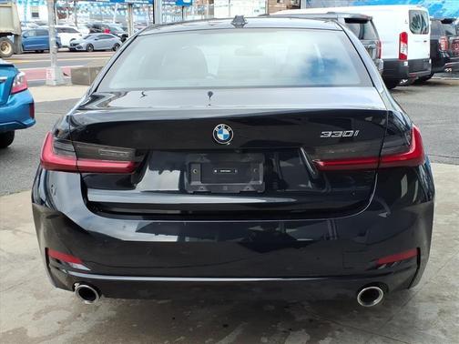 2024 BMW 330 i