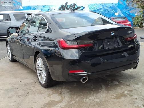 2024 BMW 330 i