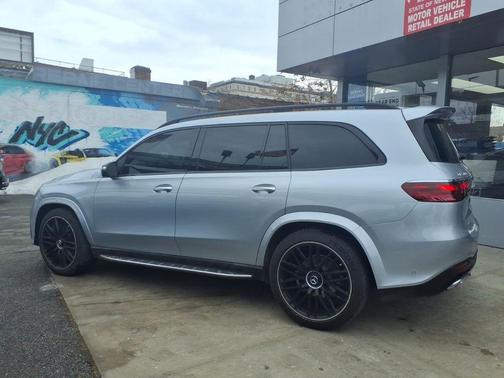 2024 Mercedes-Benz GLS 450 4MATIC