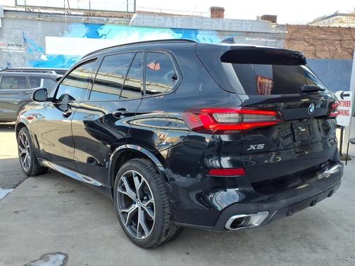 2022 BMW X5 xDrive40i