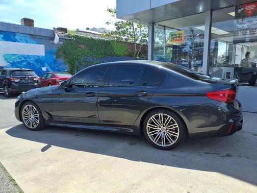 Dark Graphite Metallic 2019 BMW M550 i xDrive
