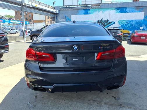 Dark Graphite Metallic 2019 BMW M550 i xDrive