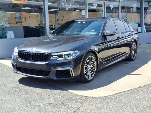 Dark Graphite Metallic 2019 BMW M550 i xDrive