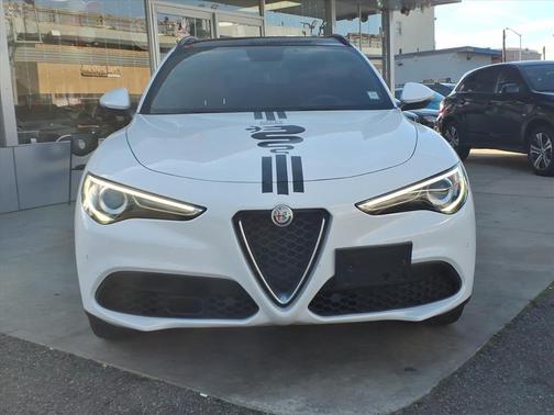 2018 Alfa Romeo Stelvio Ti