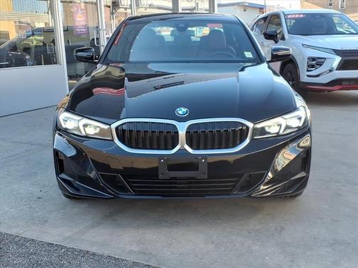 2023 BMW 330 i xDrive