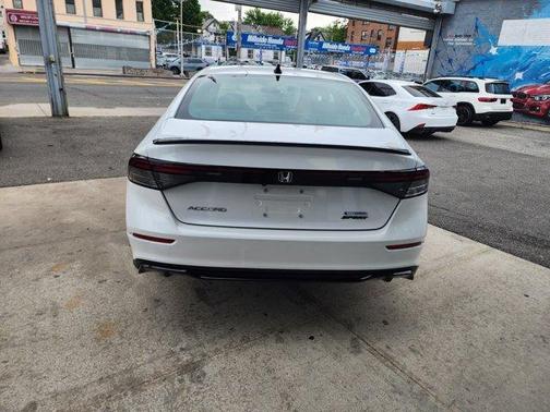2023 Honda Accord Hybrid Sport-L