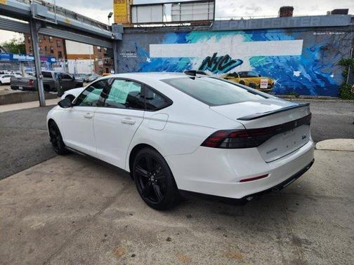 2023 Honda Accord Hybrid Sport-L