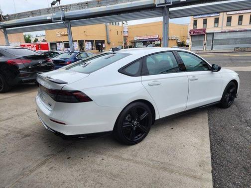 2023 Honda Accord Hybrid Sport-L