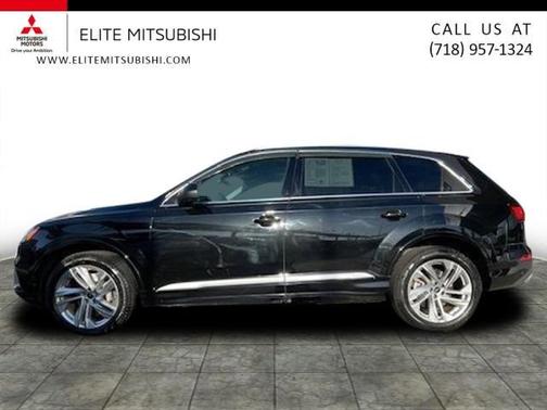 2022 Audi Q7 55 Premium Plus