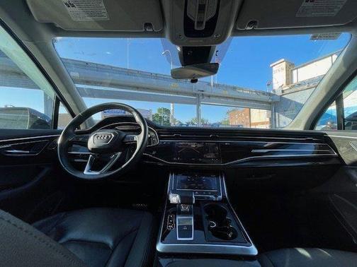2022 Audi Q7 55 Premium Plus