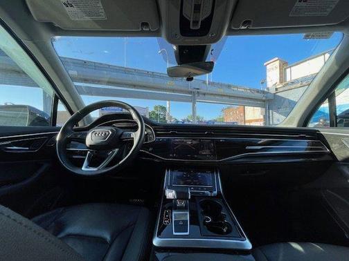 2022 Audi Q7 55 Premium Plus