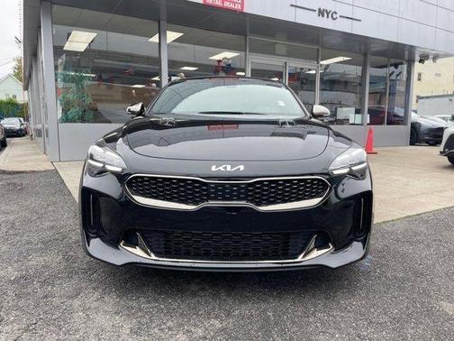 2022 Kia Stinger GT1