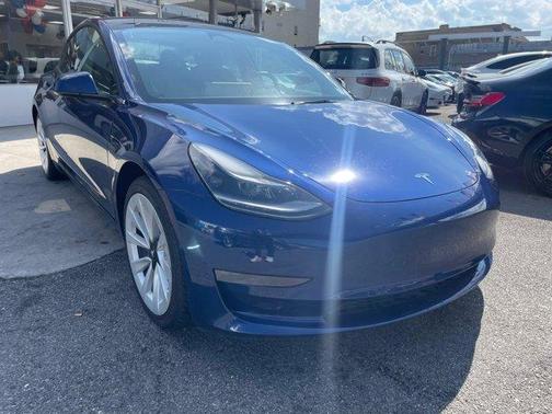 2022 Tesla Model 3 Long Range