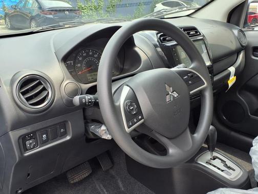2024 Mitsubishi Mirage G4 ES