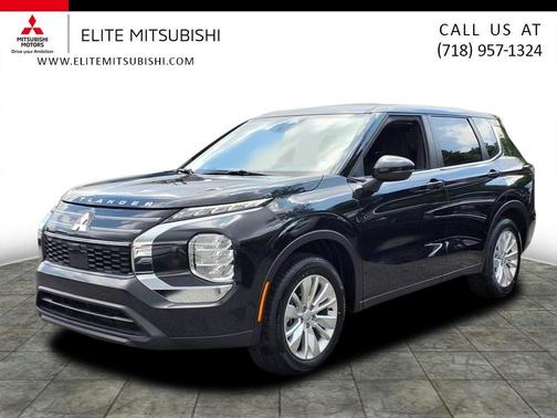 2025 Mitsubishi Outlander ES