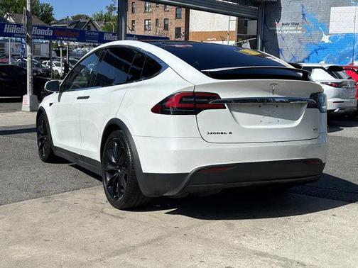 2018 Tesla Model X 75D
