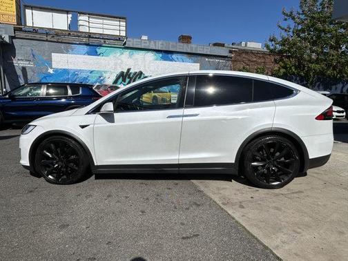 2018 Tesla Model X 75D