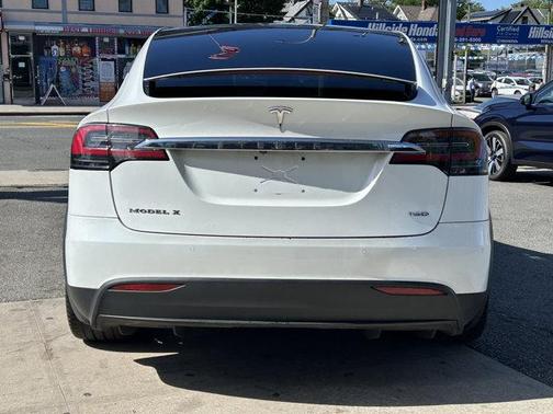 2018 Tesla Model X 75D