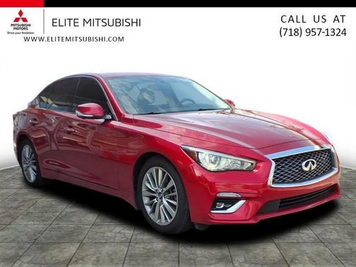 2022 INFINITI Q50 LUXE