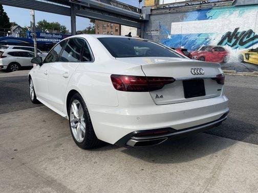 2023 Audi A4 45 S line Premium Plus