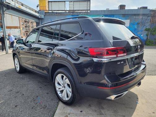 2022 Volkswagen Atlas 3.6L SE w/Technology
