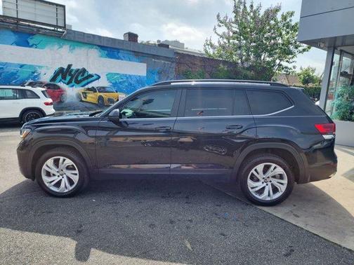 2022 Volkswagen Atlas 3.6L SE w/Technology