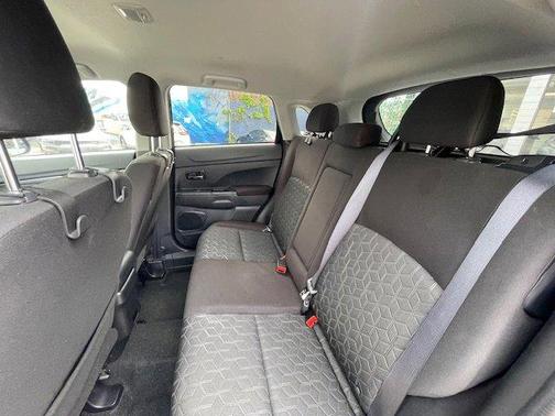 2024 Mitsubishi Outlander Sport ES