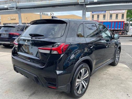 2024 Mitsubishi Outlander Sport ES