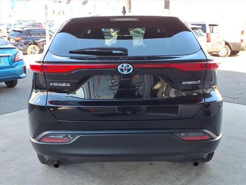 2021 Toyota Venza LE