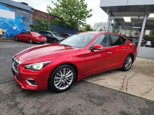 2022 INFINITI Q50 LUXE