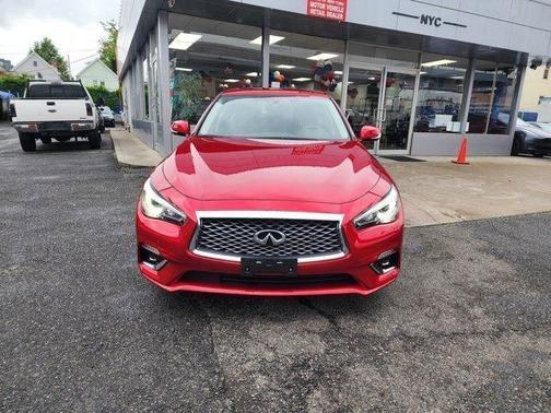 2022 INFINITI Q50 LUXE