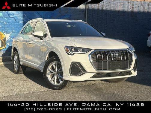 2024 Audi Q3 45 S line Premium