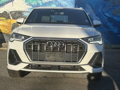 2024 Audi Q3 45 S line Premium