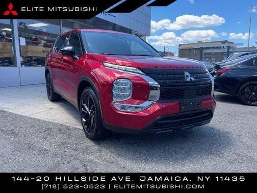 2023 Mitsubishi Outlander SE Black Edition